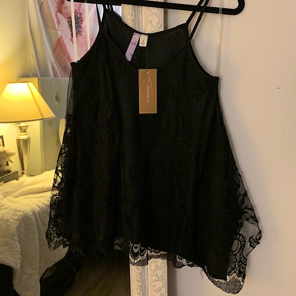 Black camisole NWT - Francesca’s